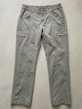 Kuhl Brand Khaki Cargo Hiking Pants w/thigh zipper pockets and adjustable hem